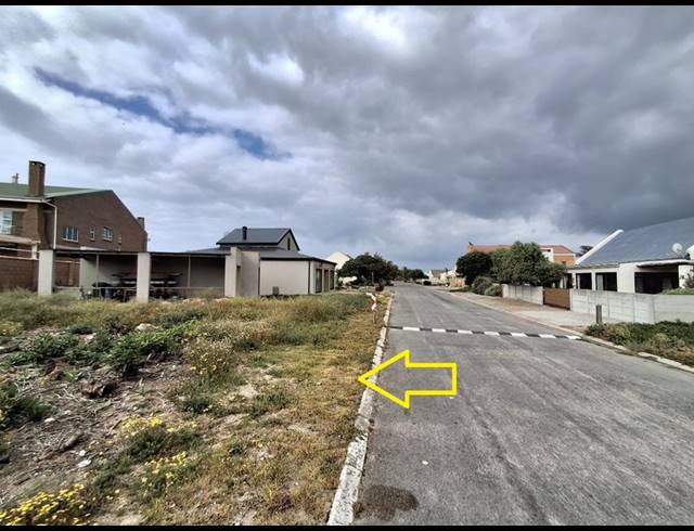 LAND FOR SALE IN BRITANNIA BAY